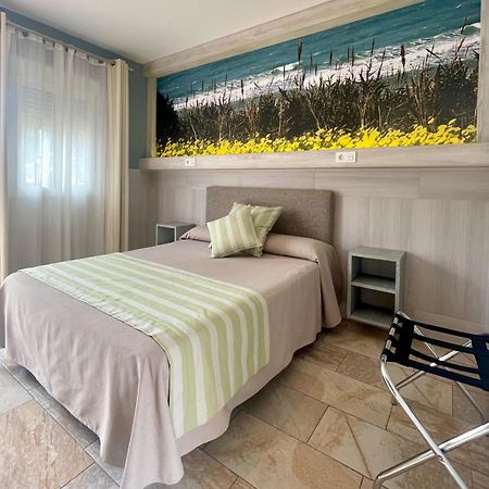 Hostal Noli Чиклана де ла Фронтера Екстериор снимка