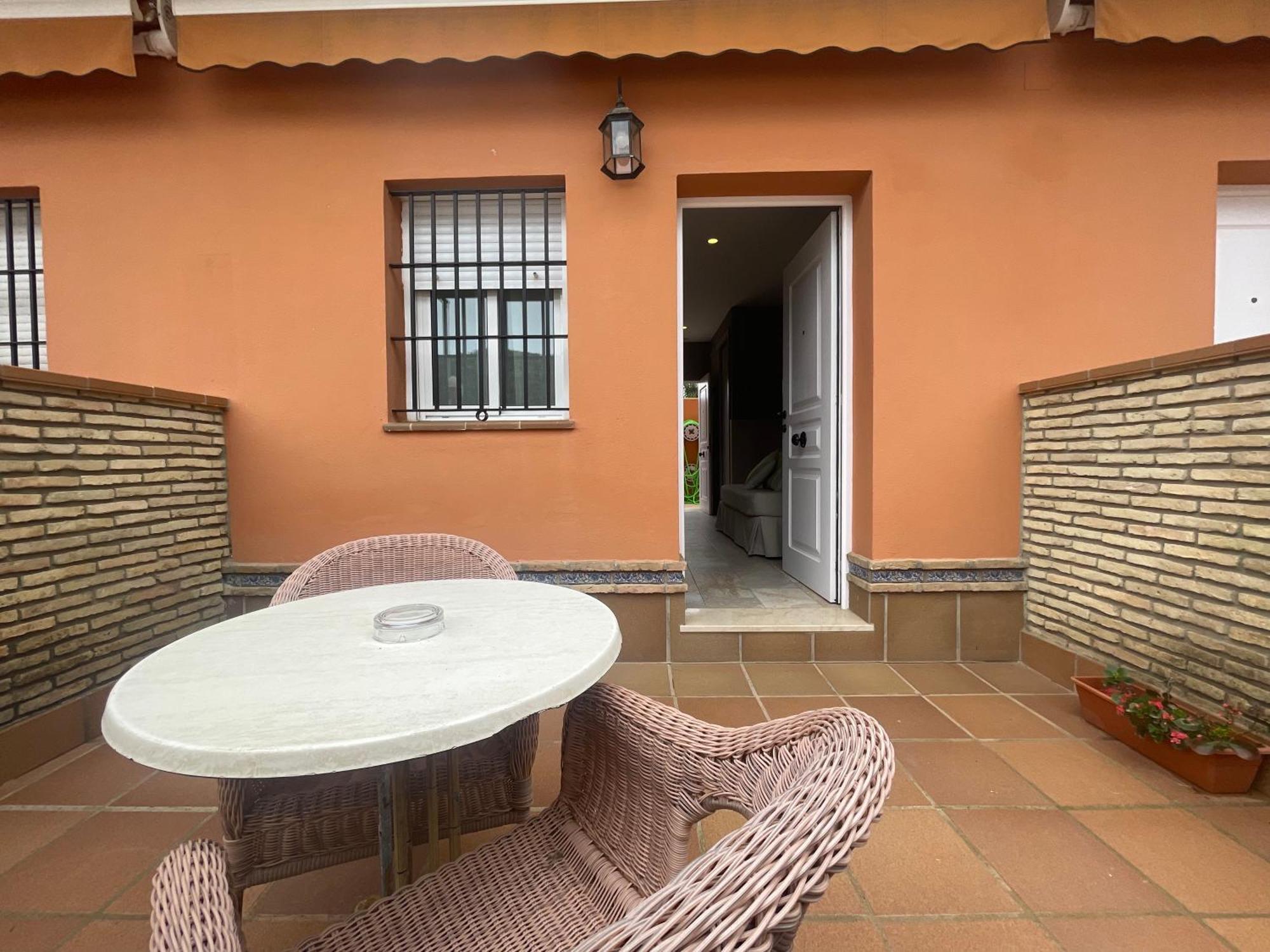 Hostal Noli Чиклана де ла Фронтера Екстериор снимка
