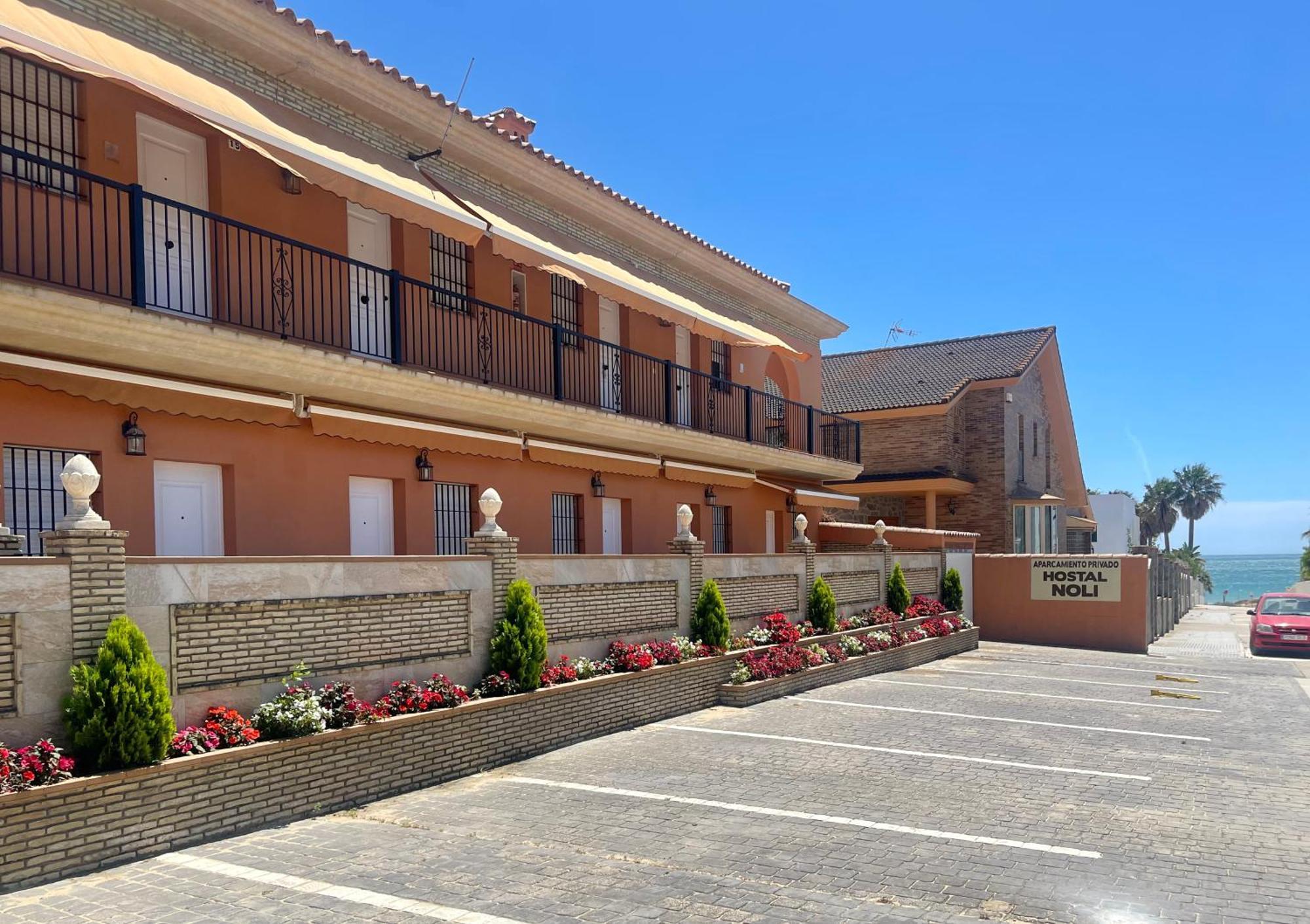 Hostal Noli Чиклана де ла Фронтера Екстериор снимка
