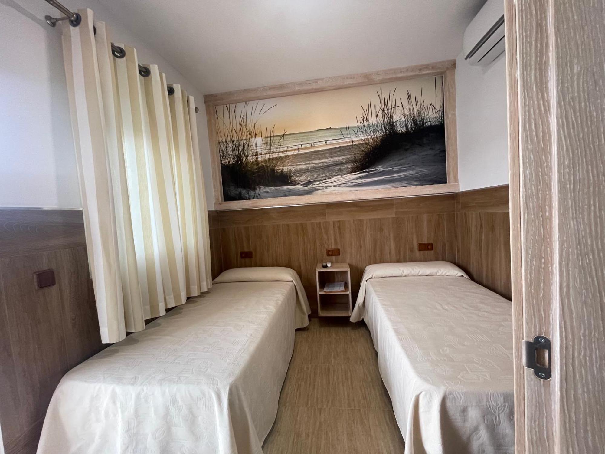 Hostal Noli Чиклана де ла Фронтера Екстериор снимка
