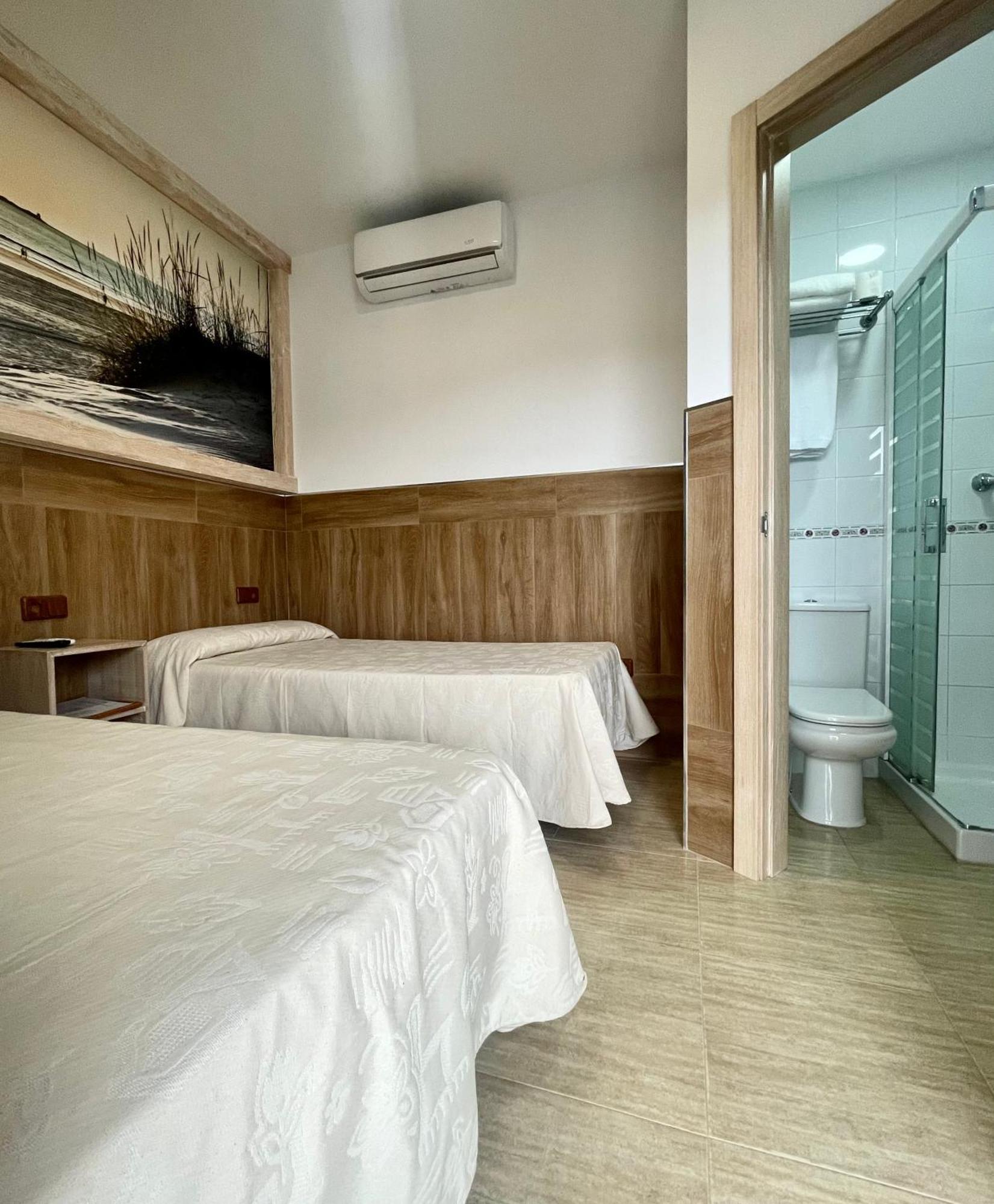 Hostal Noli Чиклана де ла Фронтера Екстериор снимка
