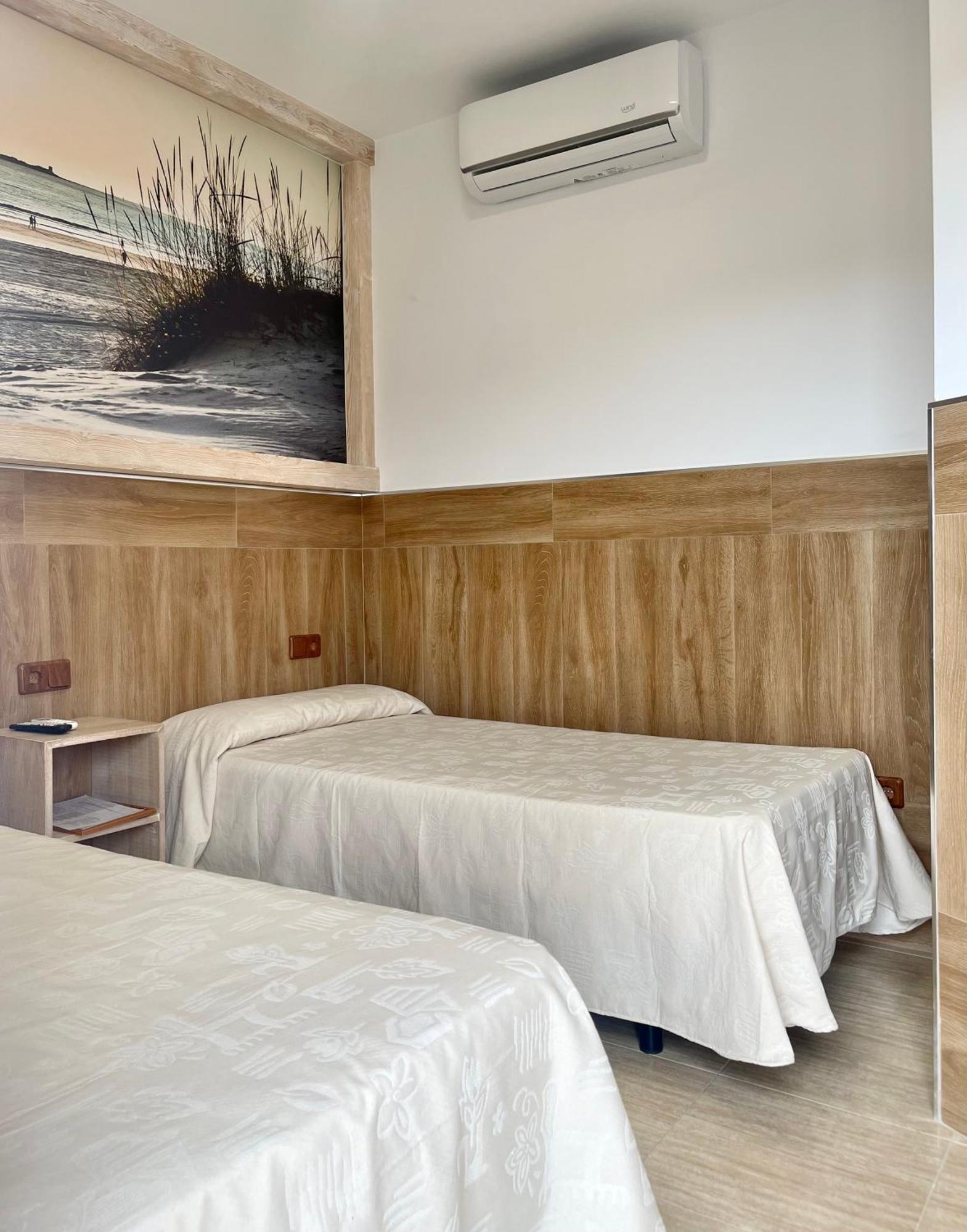 Hostal Noli Чиклана де ла Фронтера Екстериор снимка